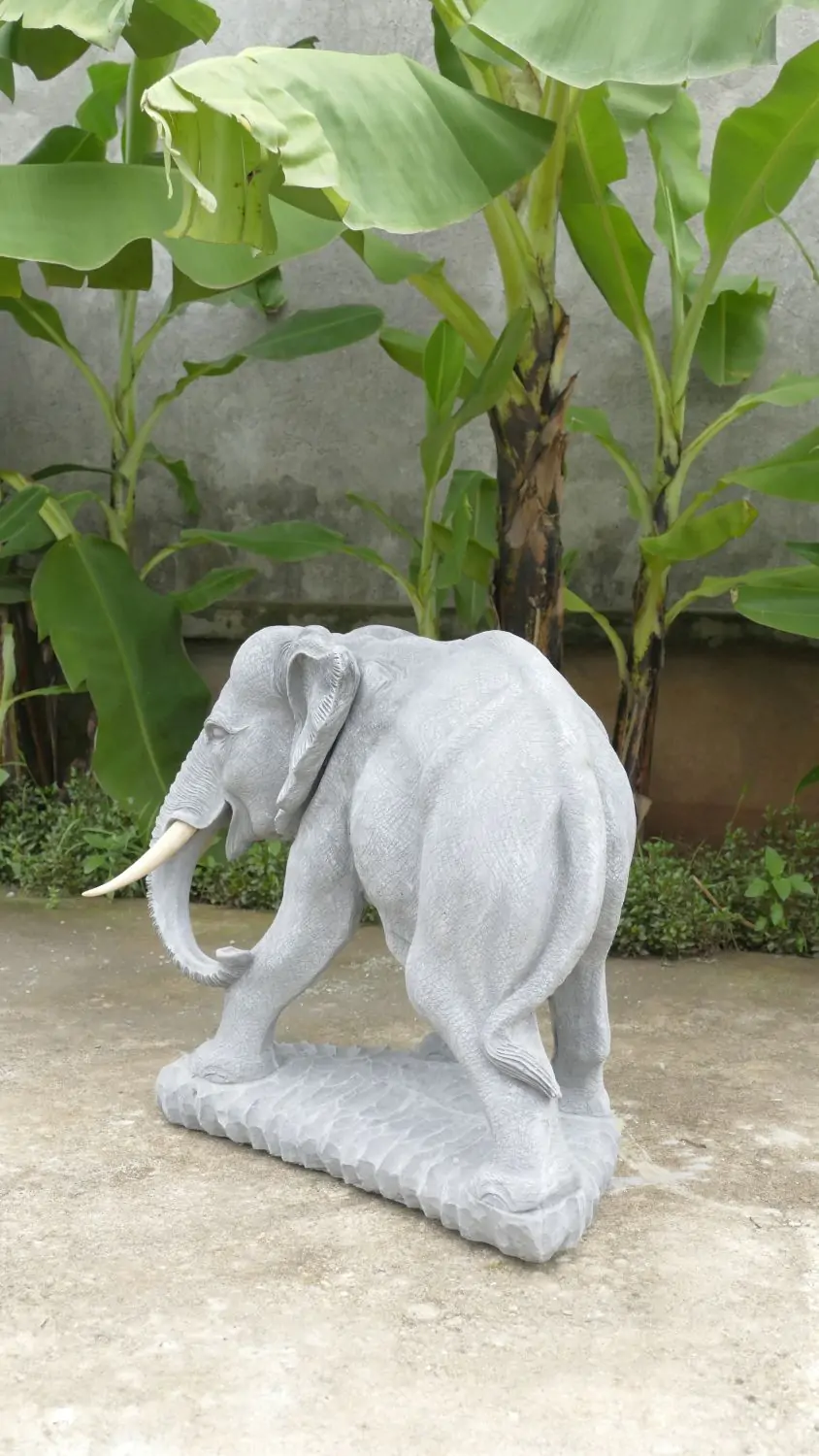 Artikelbild 4 des Artikels “Rajah - Elefant, Blick rechts, 63 cm L | Steinguss “